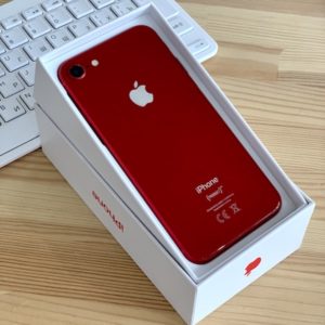 Apple iPhone 8 64 GB Red (MRRK2) Б/У - ТвойGadget