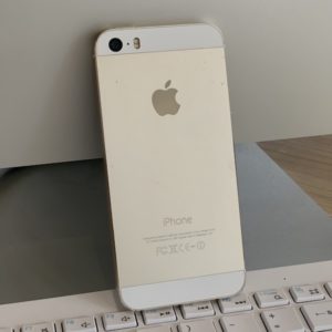 Apple iPhone 5s 64 GB Gold Б/У - Зображення 2