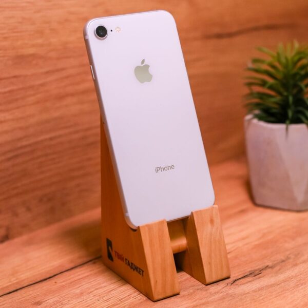 Apple iPhone 8 64 GB Silver (MQ6L2) Б/У - ТвойGadget