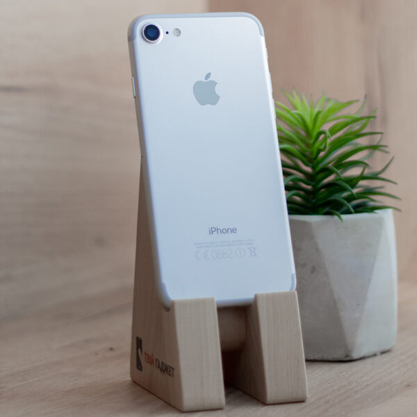 Apple iPhone 7 128 GB Silver (MN932) Б/У - ТвойGadget
