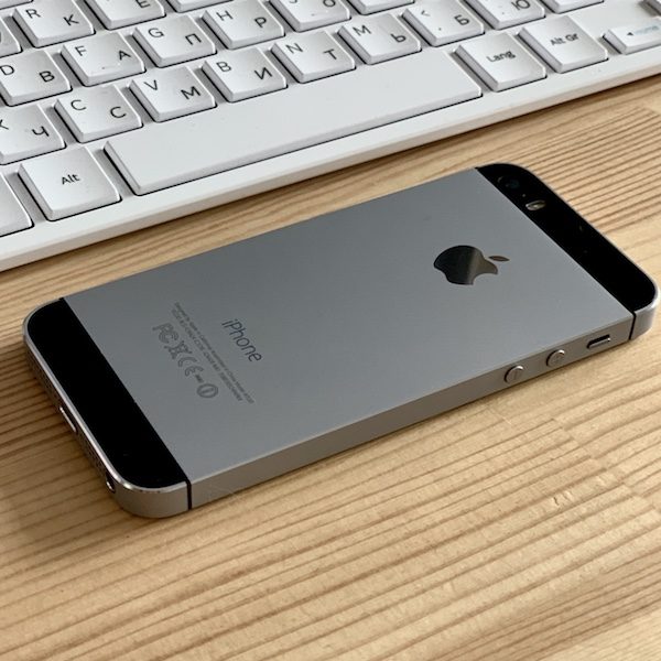Apple iPhone 5s 16 GB Space Gray Б/У - ТвойGadget