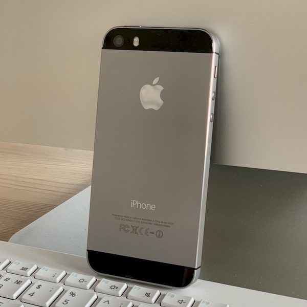 IMG_5383 Apple iPhone 5s 16 GB Space Gray Б/У - ТвойGadget