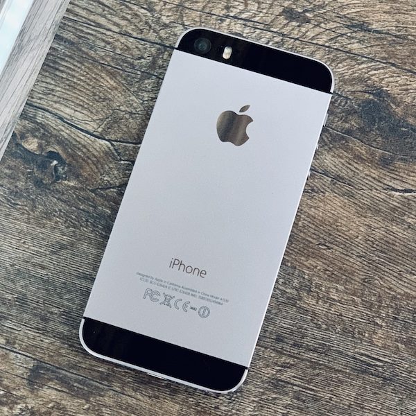 Apple iPhone 5s 64 GB Space Gray Б/У - ТвойGadget