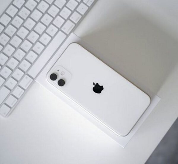 6655 Apple iPhone 11 128GB White (MWLF2) Витринный - ТвойGadget