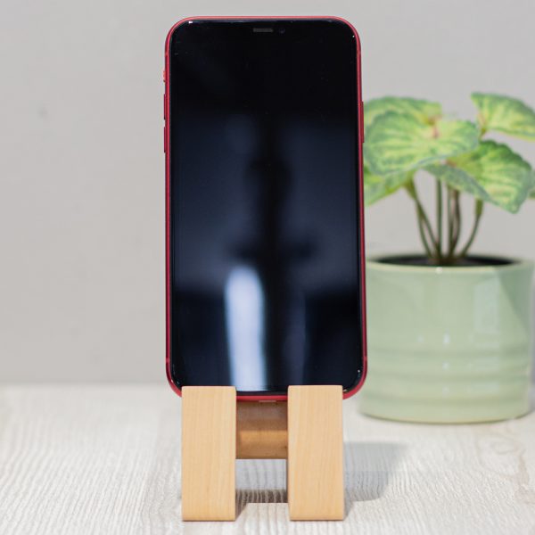 Apple iPhone 11 64GB Red (MWL92) Б/У - ТвойGadget