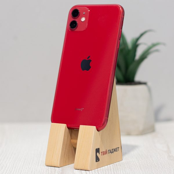 Apple iPhone 11 128 GB Red (MWKG2) Б/У - ТвойGadget
