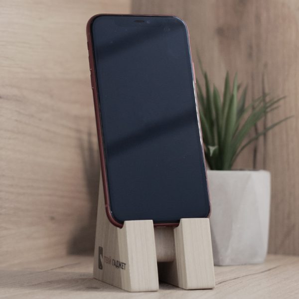 Apple iPhone 11 256GB Red (MWLN2) Б/У - ТвойGadget