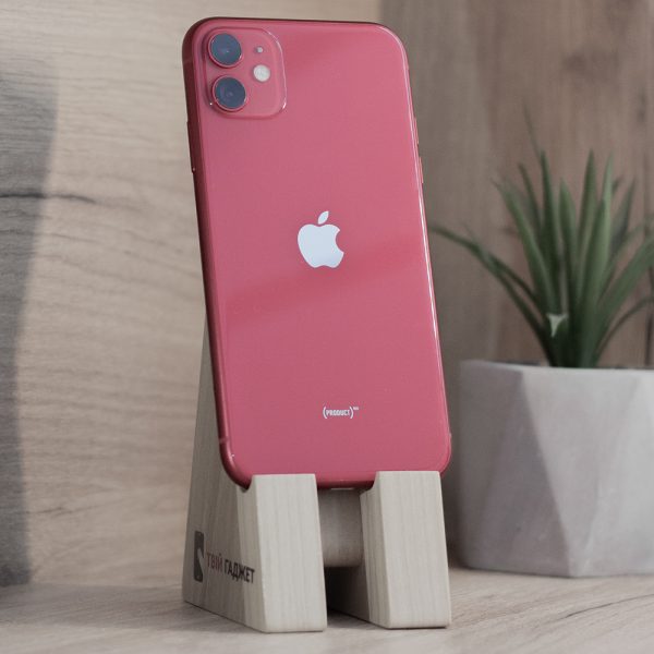 Apple iPhone 11 256GB Red (MWLN2) Б/У - ТвойGadget