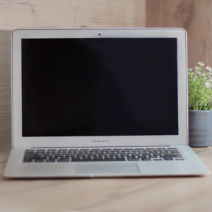 Apple MacBook Air 13" (MQD42) 2017 Б/У