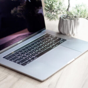 Apple MacBook Pro 15″ Space Gray (MPTR2) 2017 Б/У - ТвойGadget