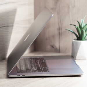 Apple MacBook Pro 13" Space Gray (MPXT2, 5PXT2) 2017 Б/У - Зображення 4