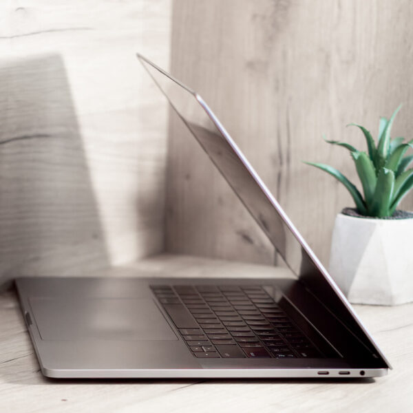 Apple MacBook Pro 13″ Space Gray (MPXT2, 5PXT2) 2017 Б/У - ТвойGadget