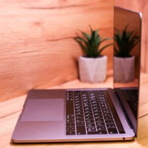 Apple MacBook Pro 13" Space Gray 2019 (MUHP2) Б/У — изображение 4