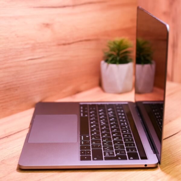 Apple MacBook Pro 13″ Space Gray 2019 (MV972) Б/У - ТвойGadget