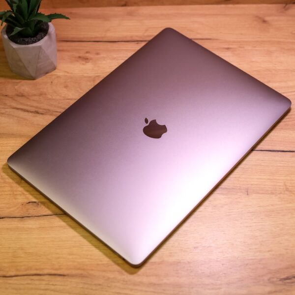 Apple MacBook Pro 15″ Space Gray 2019 (MV912) Б/У - ТвойGadget