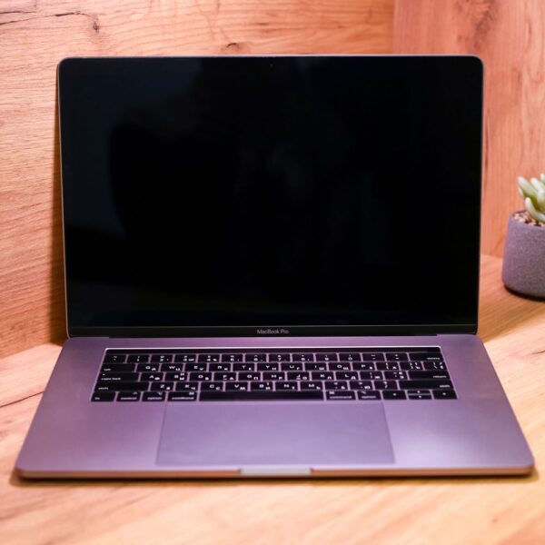IMG_0206_result Apple MacBook Pro 15″ Space Gray 2019 (MV902) Б/У - ТвойGadget