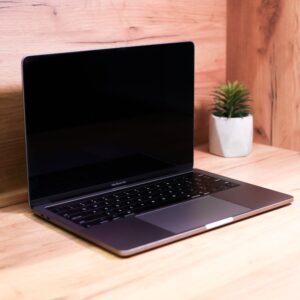 Apple MacBook Pro 13" Space Gray Late 2020 (MYD82) Б/У — изображение 4