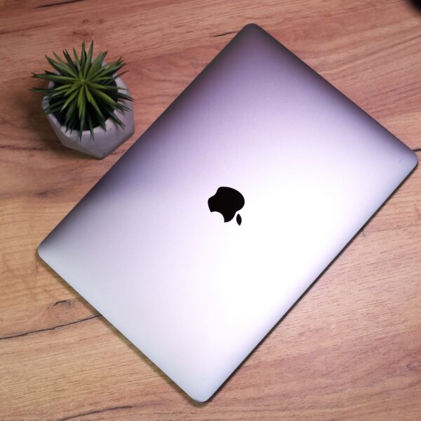Apple MacBook Pro 13″ Space Gray Late 2020 (MYD82) Б/У - ТвойGadget