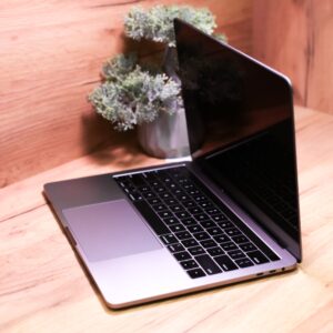 Apple MacBook Pro 13" Space Gray Late 2020 (MYD92) Б/У — изображение 4