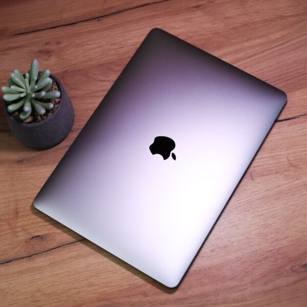Apple MacBook Pro 13″ Space Gray 2018 (MR9Q4) Б/У - ТвойGadget