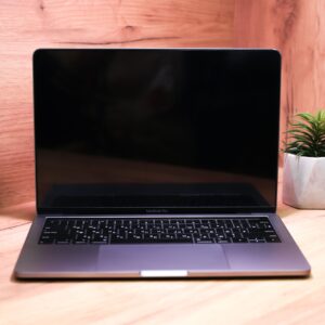 Apple MacBook Pro 13" Space Gray 2018 (MR9Q2, 5R9Q2) Б/У