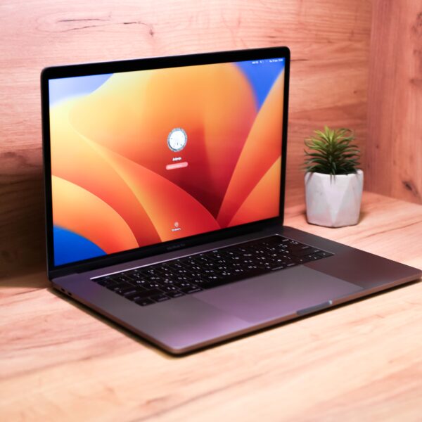 Apple MacBook Pro 15″ Space Gray (MLH42) 2016 Б/У - ТвойGadget