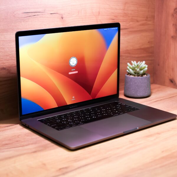 Apple MacBook Pro 15″ Space Gray (MLH32) 2016 Б/У - ТвойGadget