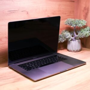 Apple MacBook Pro 15″ Space Gray (MLH52) 2016 Б/У - ТвойGadget