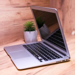 Apple MacBook Air 13" Mid 2013 MD760 Б/У - Зображення 3