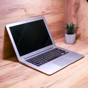 Apple MacBook Air 11" Early 2015 MJVP2 Б/У - Зображення 1