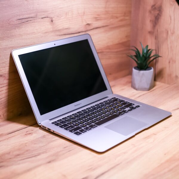 IMG_4300_result Apple MacBook Air 11″ Early 2015 MJVP2 Б/У - ТвойGadget