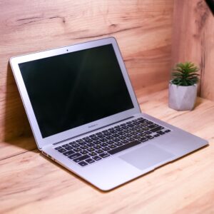Apple MacBook Air 11" Early 2015 MJVM2 Б/У - Зображення 1