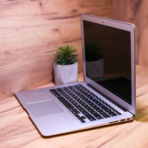 Apple MacBook Air 11" Early 2015 MJVM2 Б/У - Зображення 4
