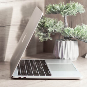 Apple MacBook Pro 13" Silver (MLUQ2) 2016 Б/У - Зображення 4