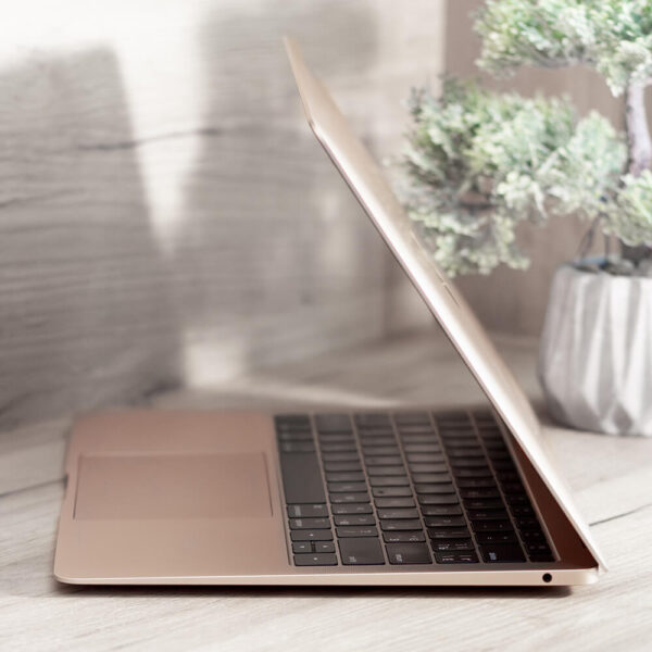 Apple MacBook Air 13″ Gold 2019 (MVFM2) Б/У - ТвойGadget