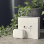 Apple AirPods with Charging Case (MV7N2) Б/У - ТвойGadget