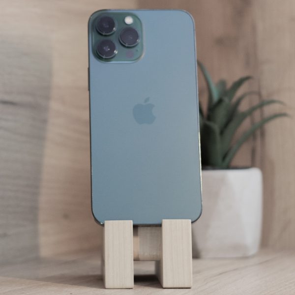Apple iPhone 13 Pro Max 256GB Alpine Green (MNCQ3) Б/У - ТвойGadget
