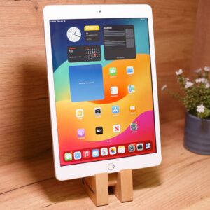 Apple iPad 10.2 2020 Wi-Fi 128GB Silver (MYLE2) Б/У — изображение 2