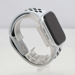 Apple Watch Nike Series 5 GPS 40mm Silver Aluminum w. Silver Aluminum (MX3R2) Б/У - ТвойGadget