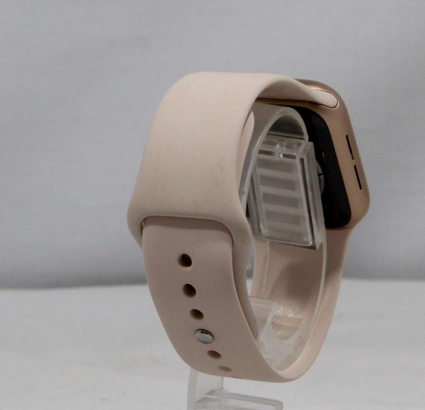 Apple Watch Series 5 GPS 40mm Gold Aluminum w. Pink Sand b.- Gold Aluminum (MWV72) Б/У - ТвойGadget
