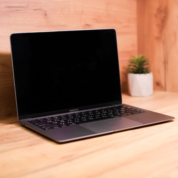 Apple MacBook Air 13″ Space Gray Late 2020 (MGQN3) Б/У - ТвойGadget