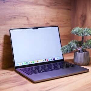 Apple MacBook Pro 14″ Space Gray 2021 (Z15G001X4) Б/У - ТвойGadget