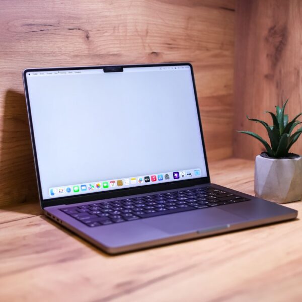 Apple MacBook Pro 14″ 1TB/16GB Space Gray 2021 (MKGQ3) Б/У - ТвойGadget