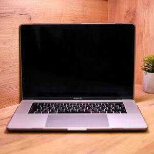 Apple MacBook Pro 15" Space Gray 2019 (Z0WW00024) Б/У — изображение 1