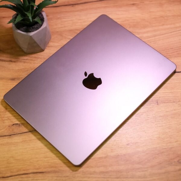 Apple MacBook Air 13,6″ M2 Space Gray 2022 (MLXW3) Б/У - ТвойGadget