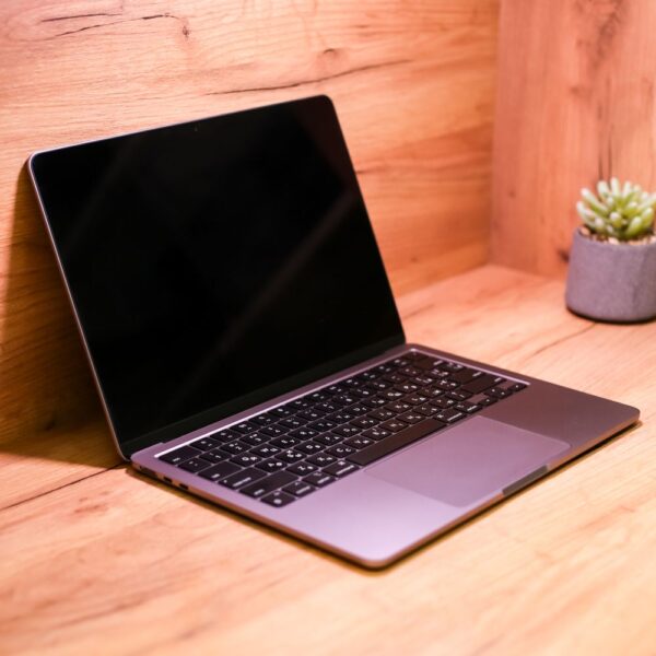 IMG_0166_result Apple MacBook Air 13,6″ M2 Space Gray 2022 (MLXX3) Б/У - ТвойGadget