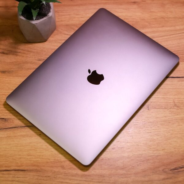 Apple MacBook Pro 13″ M2 Space Gray (MNEJ3) Б/У - ТвойGadget