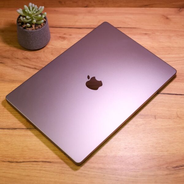 Apple MacBook Pro M1 Pro 16″ 512GB Space Gray (MK183) Б/У - ТвойGadget