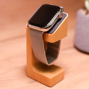 Apple Watch Series 8 GPS + Cellular 41mm Silver S. Steel Case w. Milanese Loop Silver (MNJ73/MNJ83) Б/У