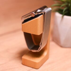 Apple Watch Series 8 GPS + Cellular 45mm Silver S. Steel Case w. Milanese Loop Silver (MNKG3/MNKJ3) Б/У - Зображення 4